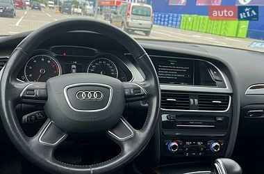 Седан Audi A4 2013 в Нововолынске