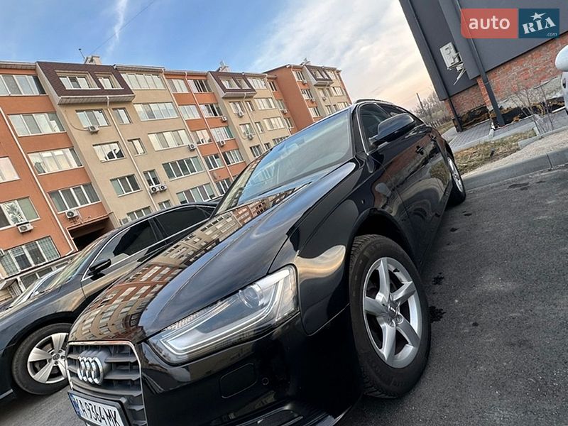 Универсал Audi A4 2012 в Крюковщине