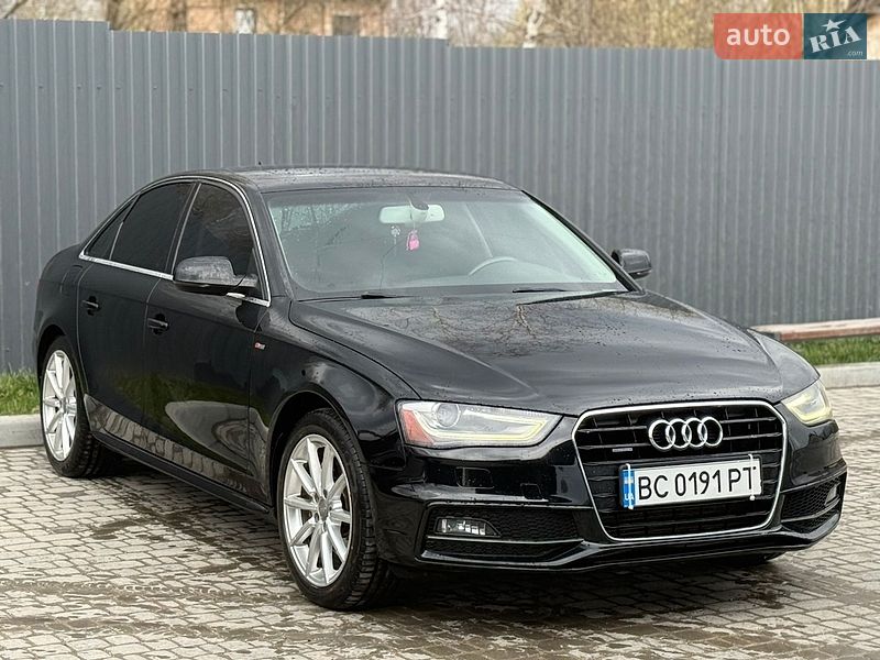 Седан Audi A4 2014 в Львове