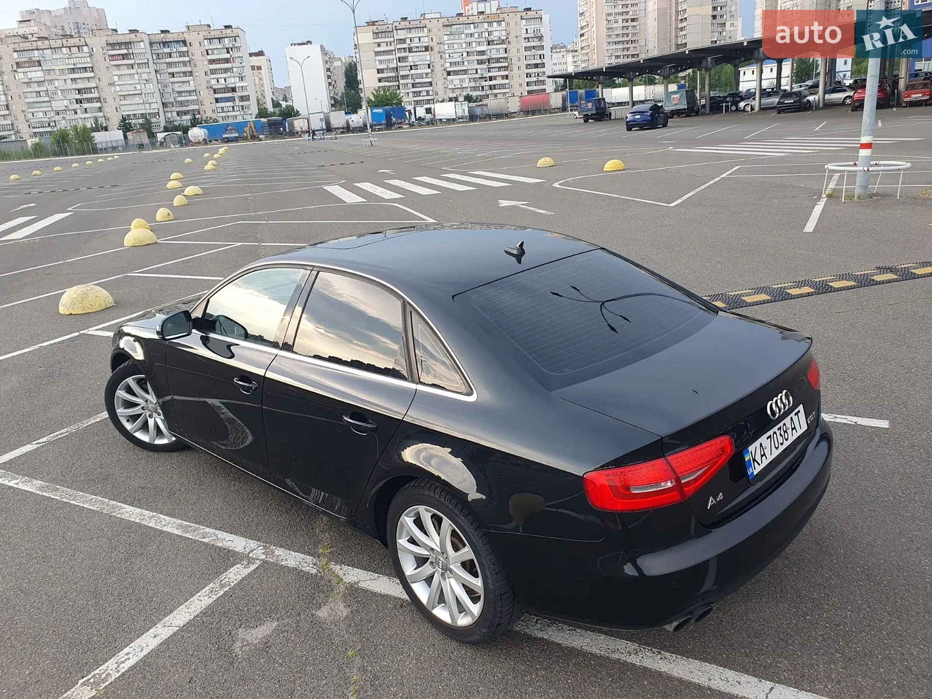 2012 Audi A4 - мініатюра 11