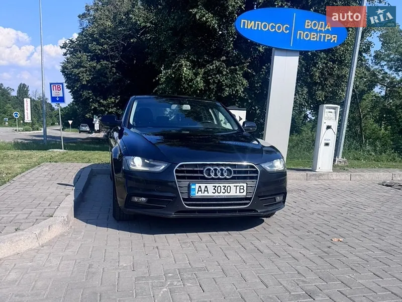 Audi A4 2014