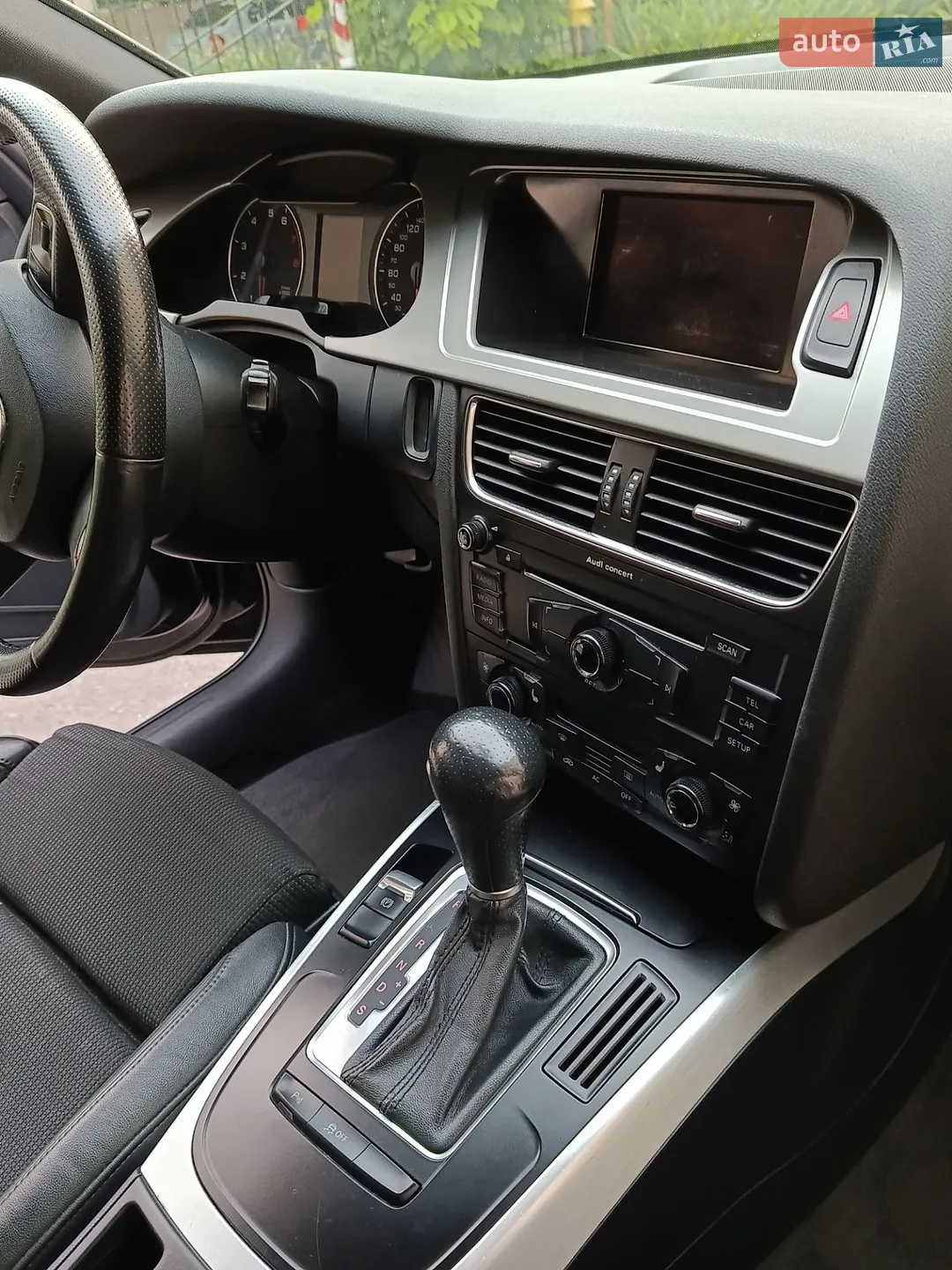 2011 Audi A4 - мініатюра 15