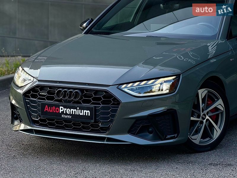 Седан Audi A4 2022 в Харькове