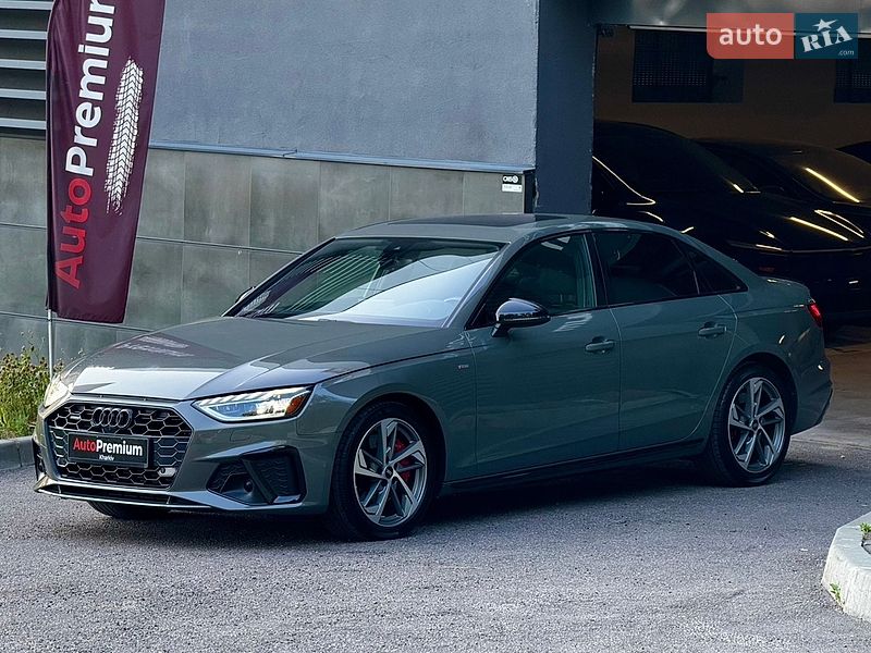 Седан Audi A4 2022 в Харькове