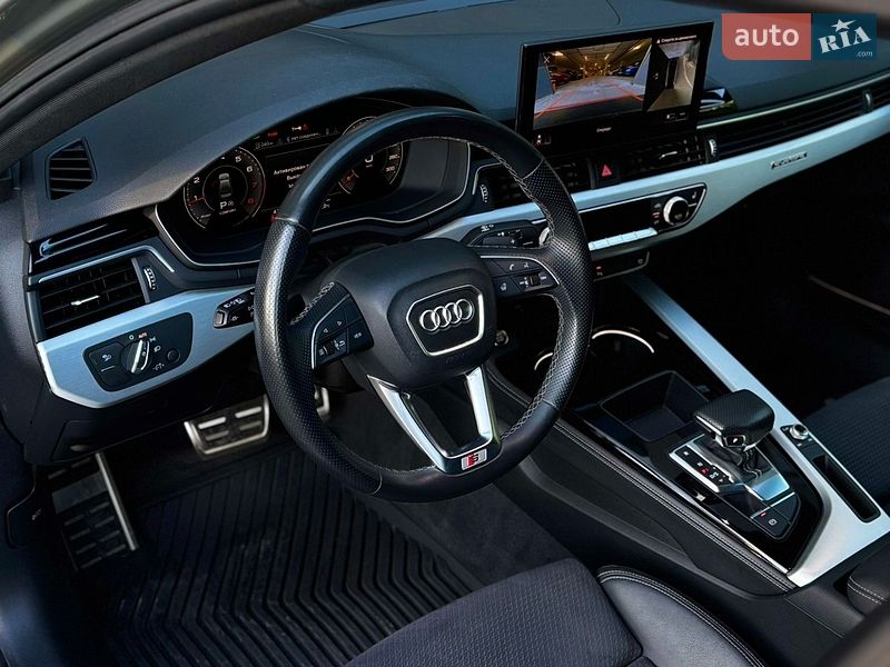 Седан Audi A4 2022 в Харькове