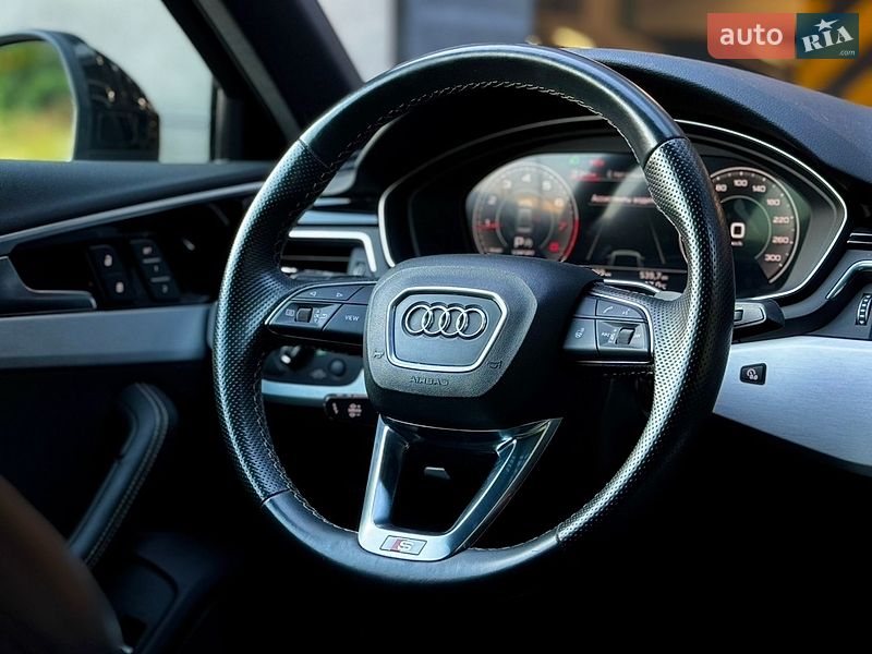Седан Audi A4 2022 в Харькове