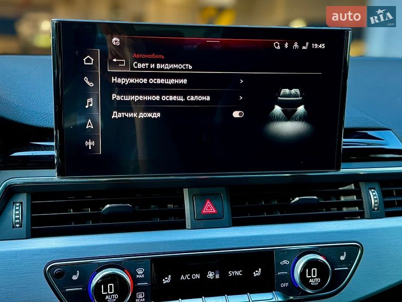 Седан Audi A4 2022 в Харькове