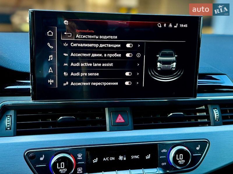 Седан Audi A4 2022 в Харькове