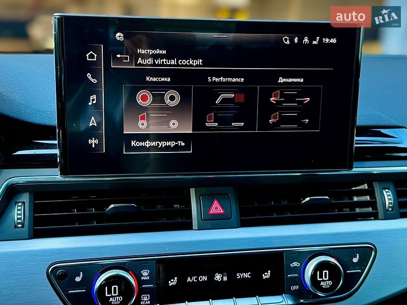 Седан Audi A4 2022 в Харкові
