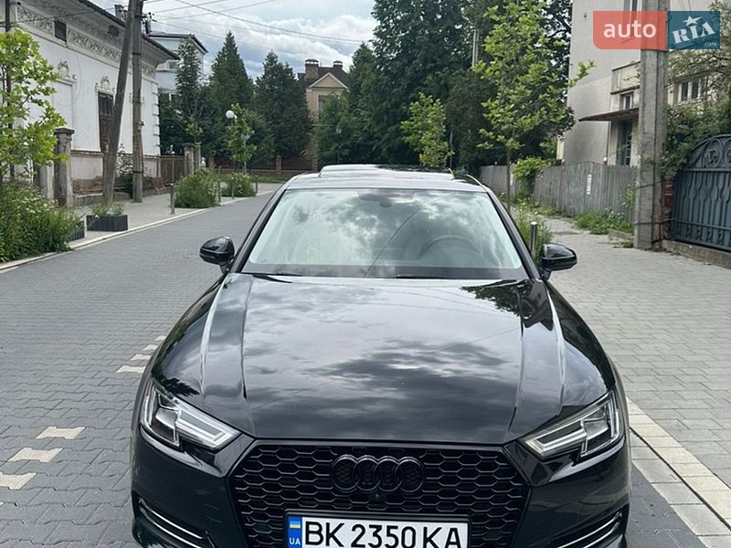 Седан Audi A4 2016 в Ивано-Франковске