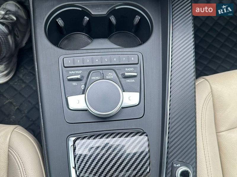 Седан Audi A4 2016 в Ивано-Франковске