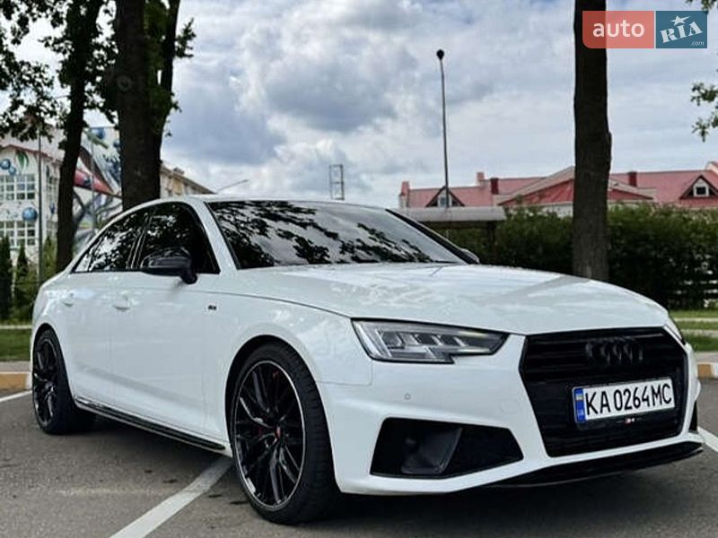 Седан Audi A4 2018 в Вінниці