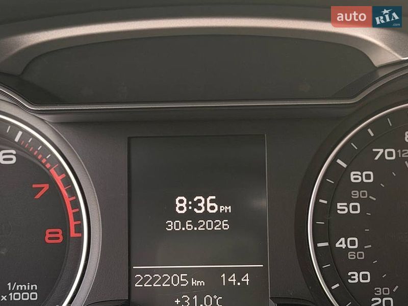 Седан Audi A4 2015 в Івано-Франківську