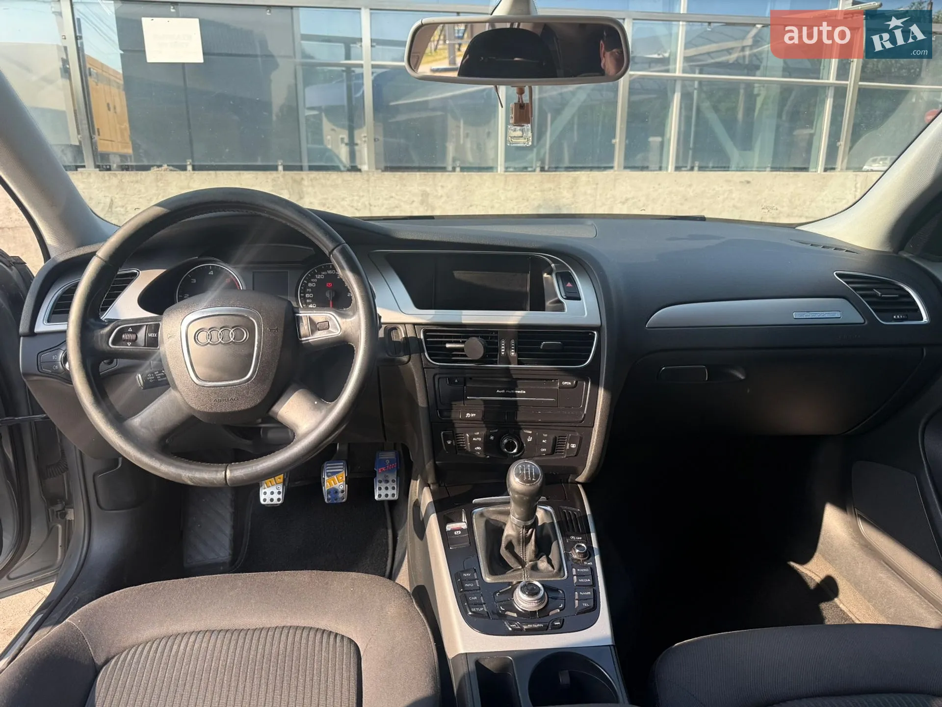 2011 Audi A4 - мініатюра 11