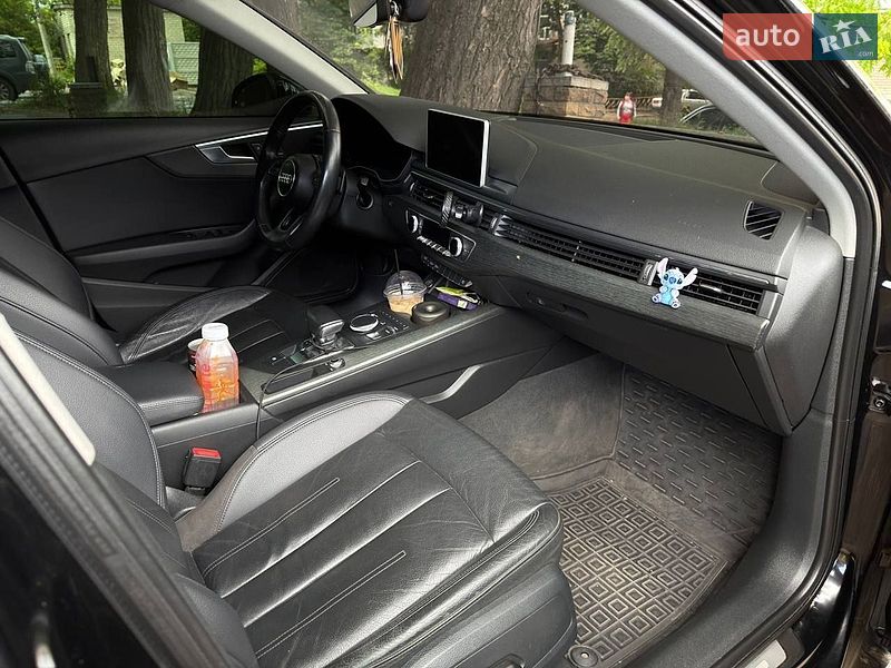 Седан Audi A4 2016 в Києві