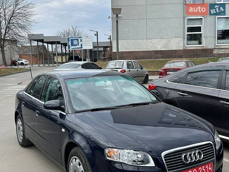 Седан Audi A4 2006 в Могилев-Подольске