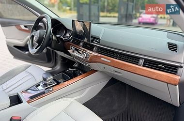 Седан Audi A4 2020 в Виннице