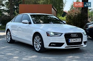 Седан Audi A4 2012 в Чернівцях