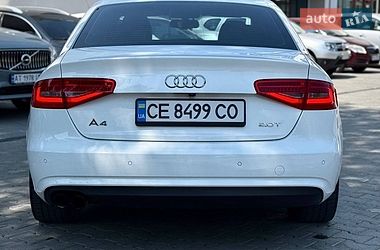 Седан Audi A4 2012 в Чернівцях