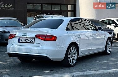 Седан Audi A4 2012 в Чернівцях