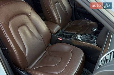 Седан Audi A4 2012 в Чернівцях