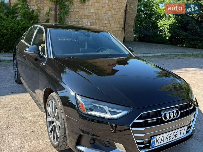 Седан Audi A4 2021 в Києві