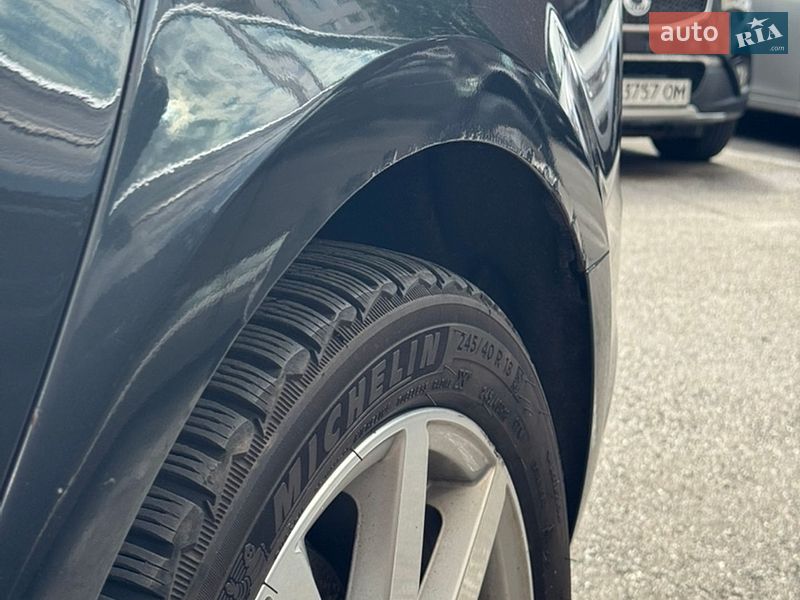Седан Audi A4 2017 в Киеве