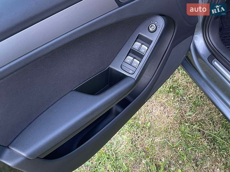 Универсал Audi A4 2012 в Нововолынске