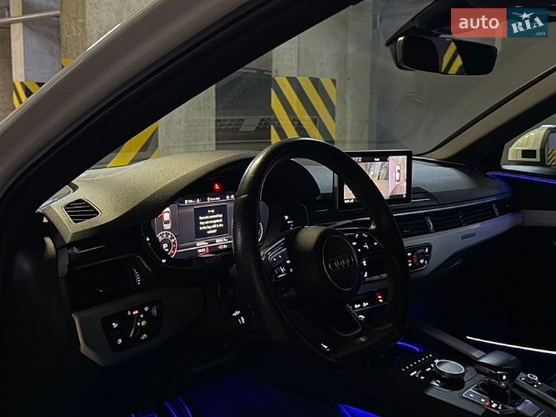 Седан Audi A4 2016 в Киеве