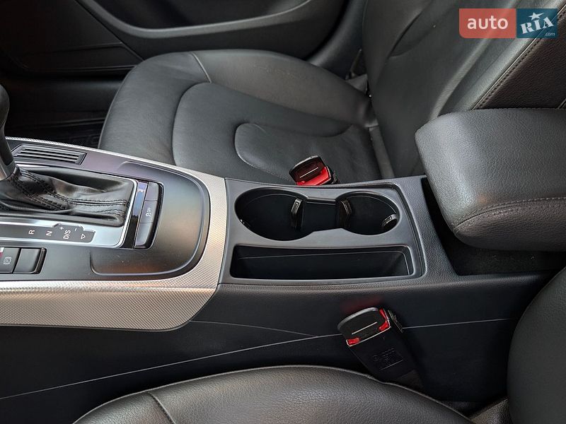 Седан Audi A4 2013 в Тернополе