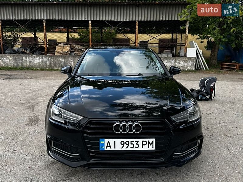 Седан Audi A4 2018 в Киеве
