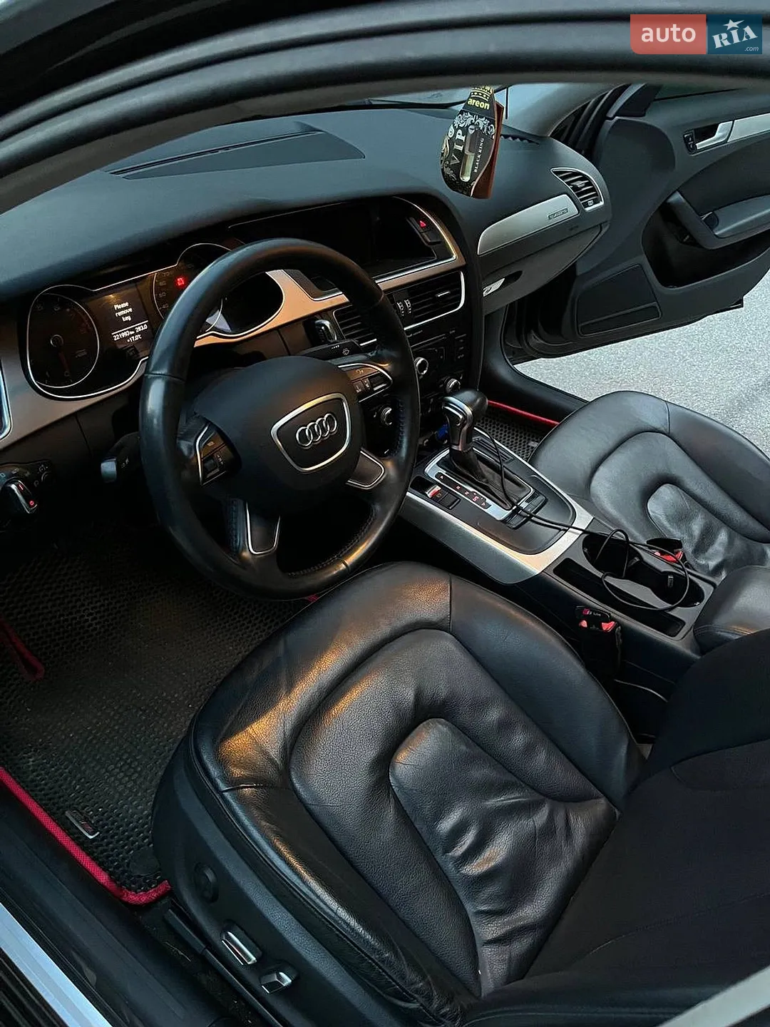 2012 Audi A4 - мініатюра 10