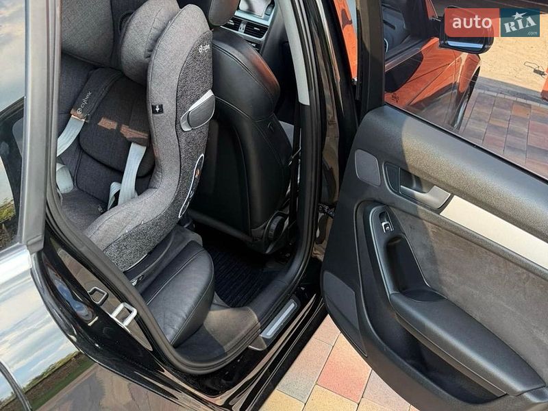 Універсал Audi A4 2015 в Дрогобичі