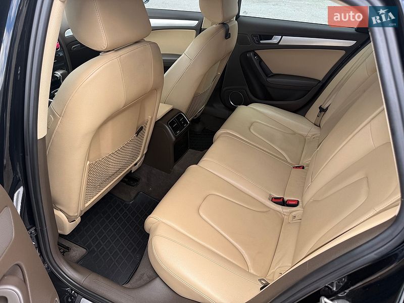 Седан Audi A4 2013 в Тернополі