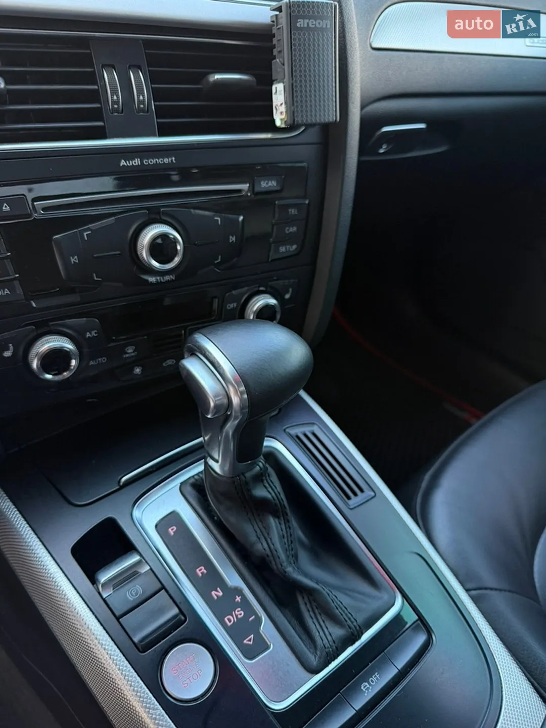 2015 Audi A4 - мініатюра 18