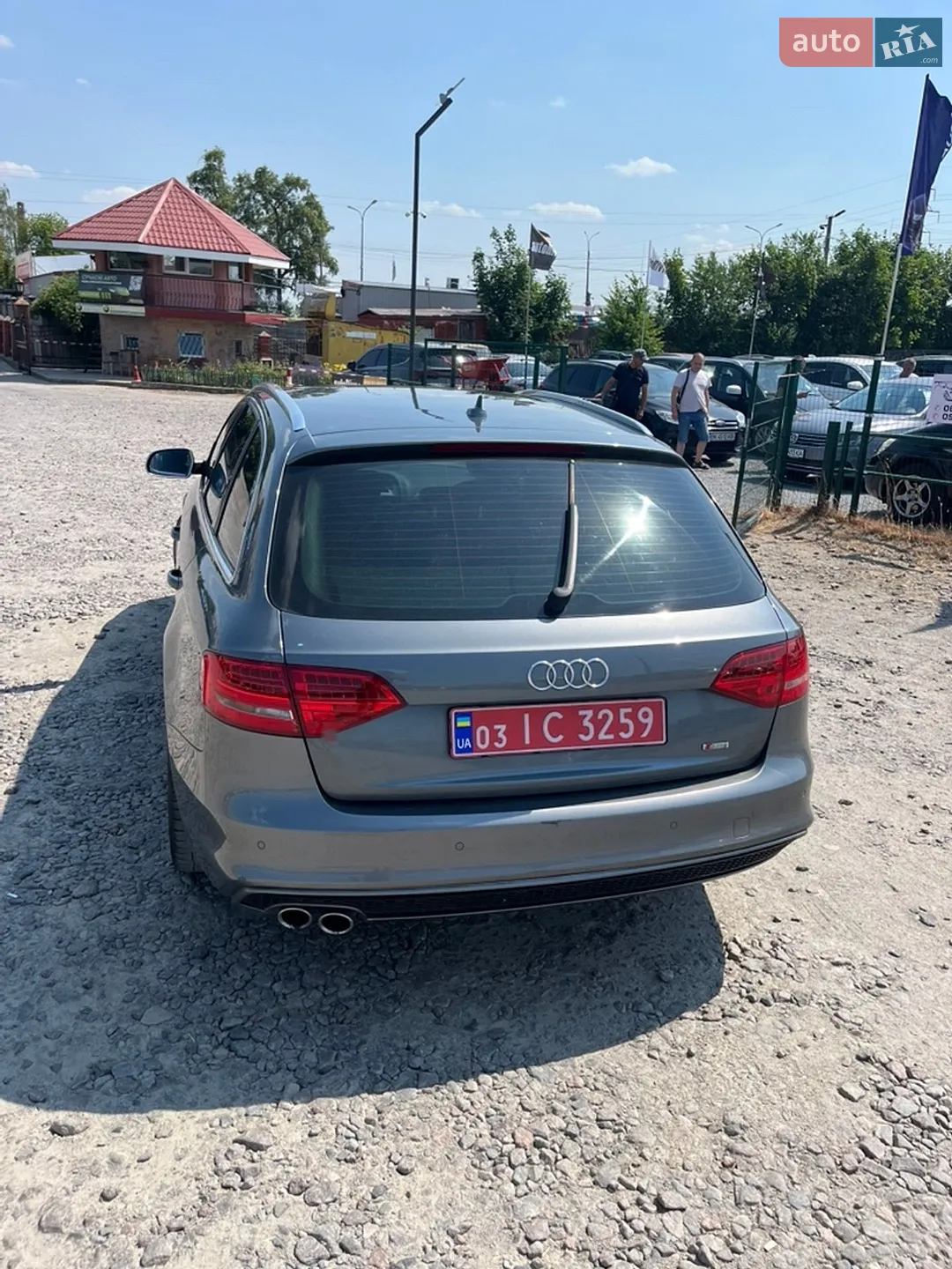2011 Audi A4 - мініатюра 3
