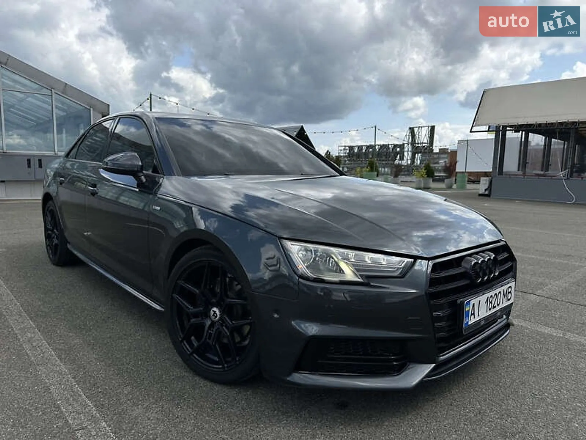 2018 Audi A4 - фото 1