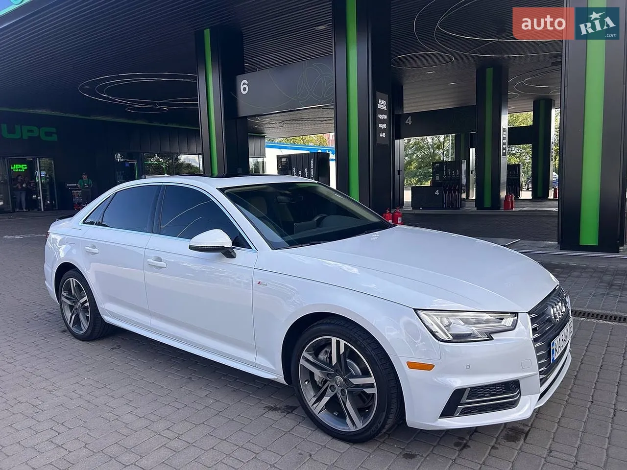 2016 Audi A4 - мініатюра 10