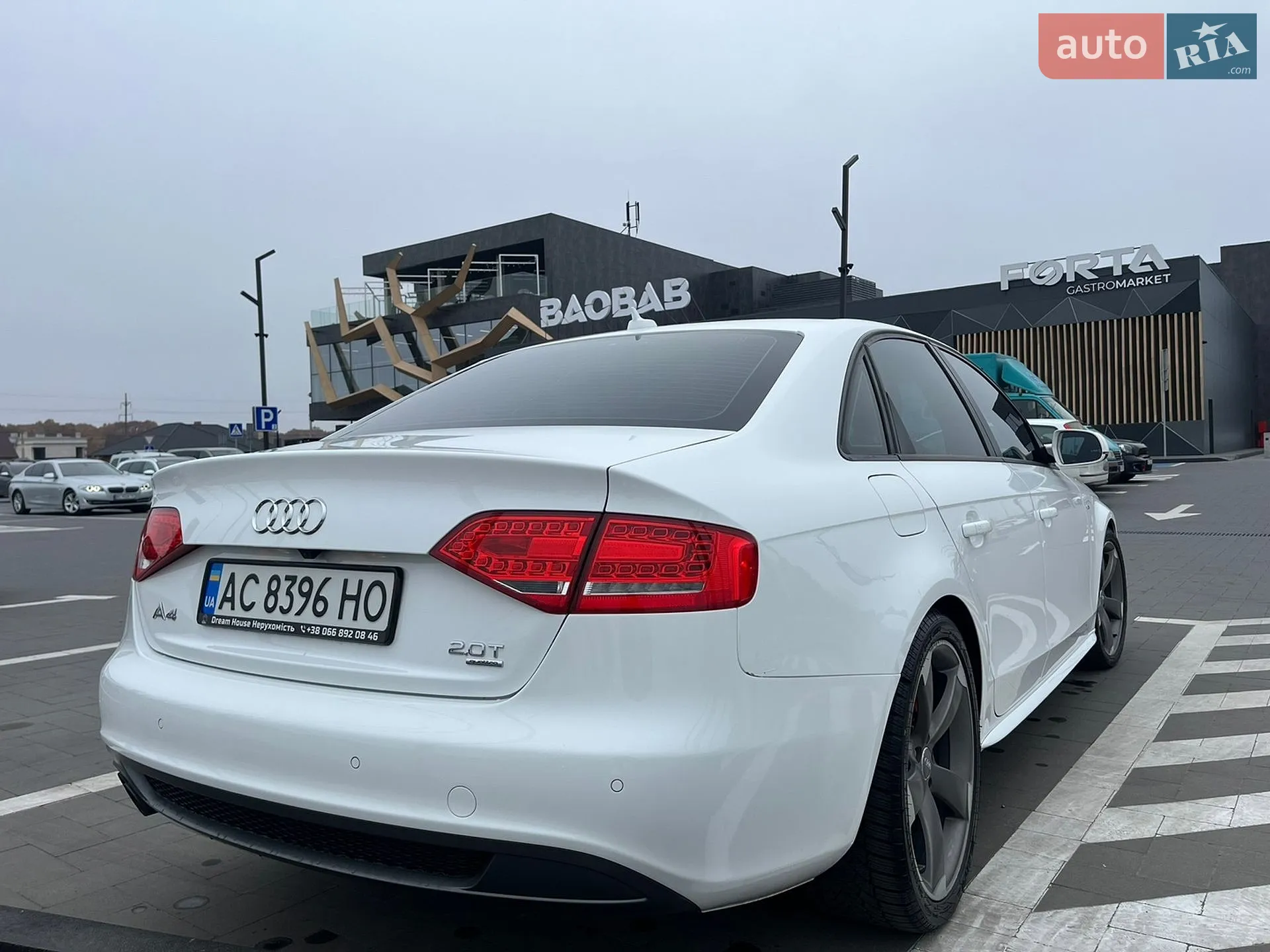 2011 Audi A4 - мініатюра 2