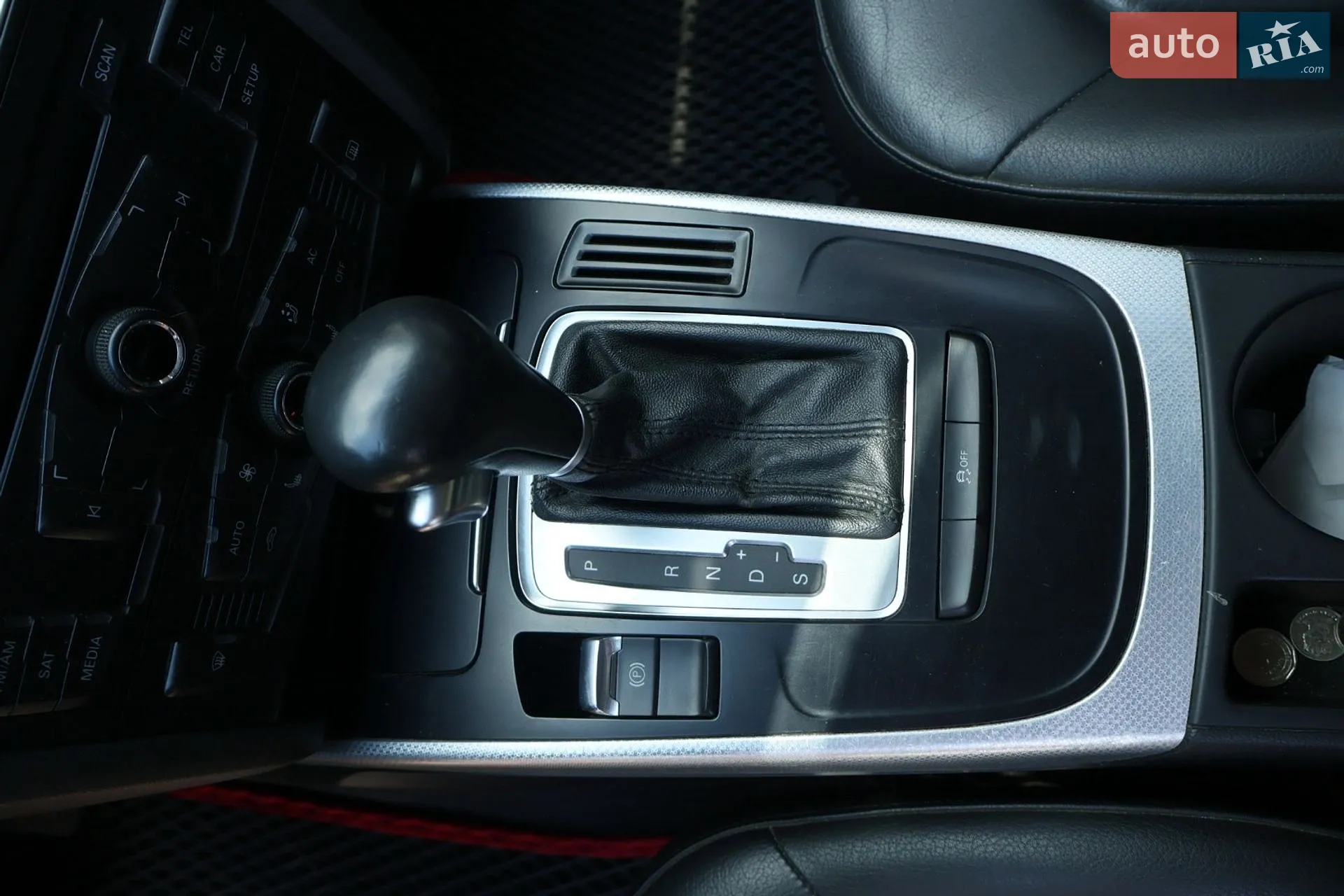 2010 Audi A4 - мініатюра 20
