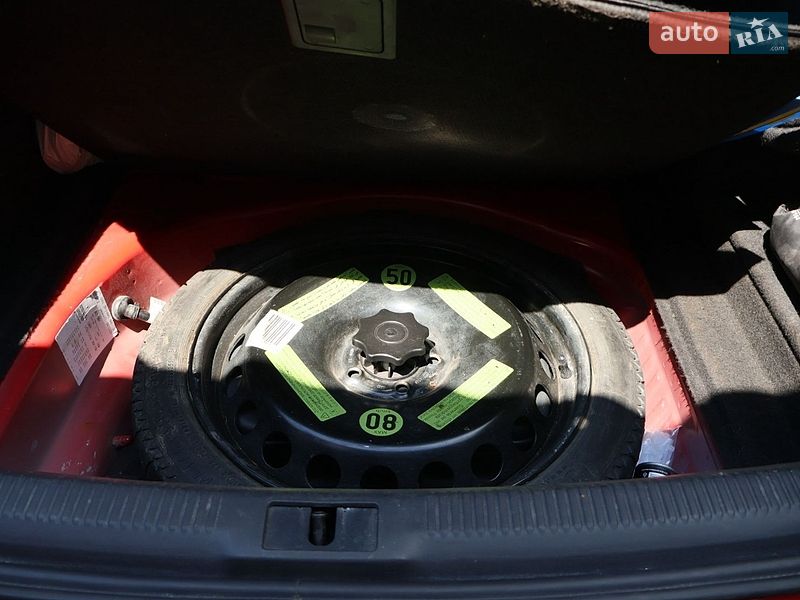 Седан Audi A4 2010 в Изюме