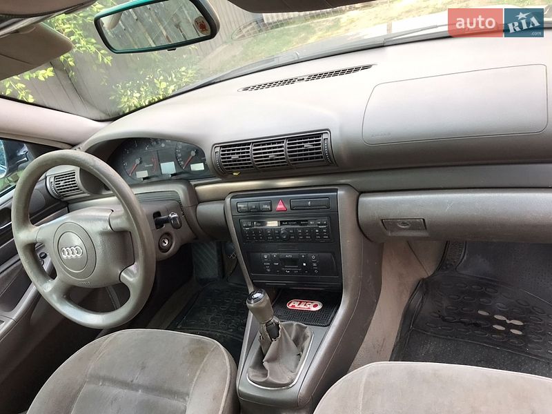 Универсал Audi A4 2001 в Вашковцах