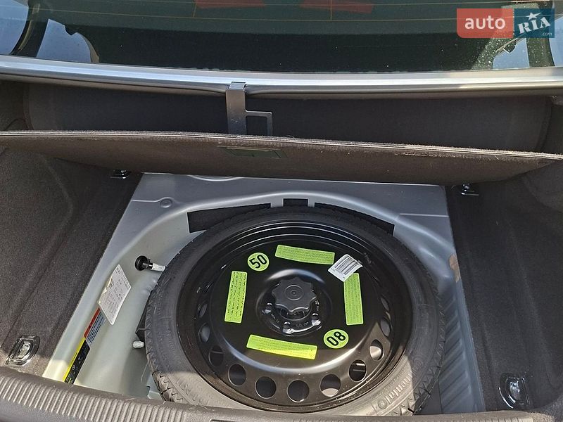 Седан Audi A4 2013 в Тернополе