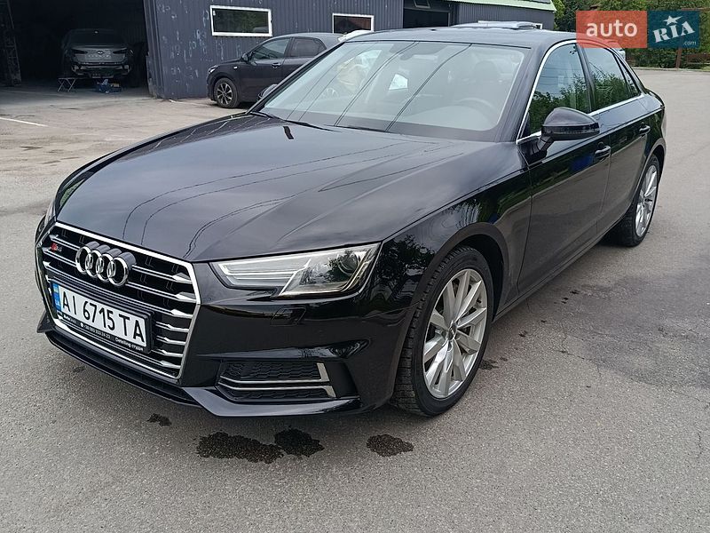 Audi A4 2019