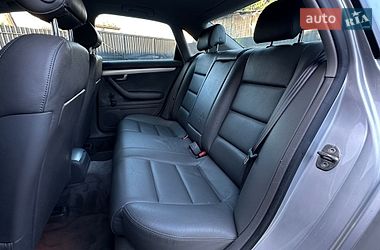 Седан Audi A4 2002 в Сарнах