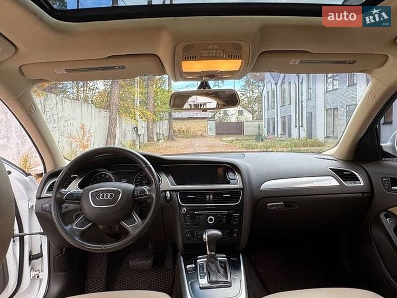 Седан Audi A4 2012 в Кагарлыке