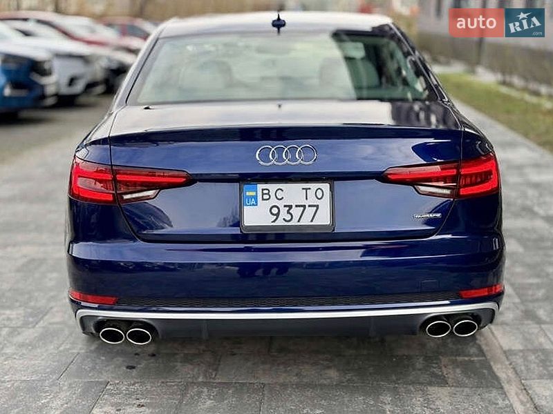 Седан Audi A4 2019 в Пустомытах