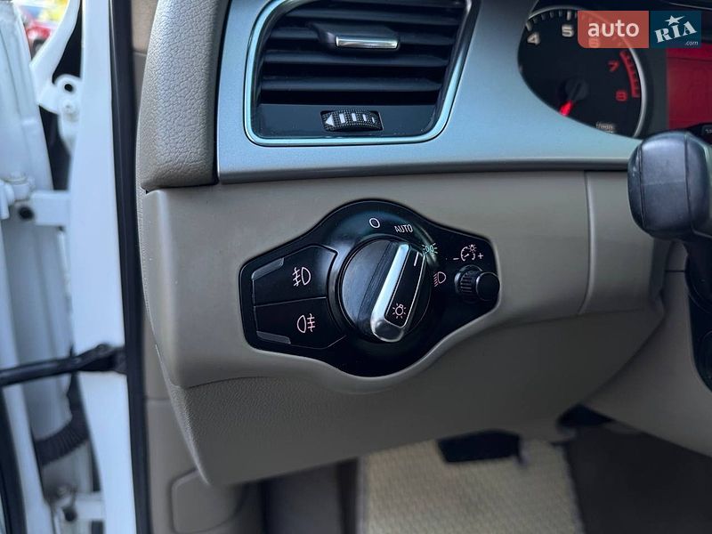 Седан Audi A4 2012 в Києві фото 14 Седан Audi A4 2012 в Києві