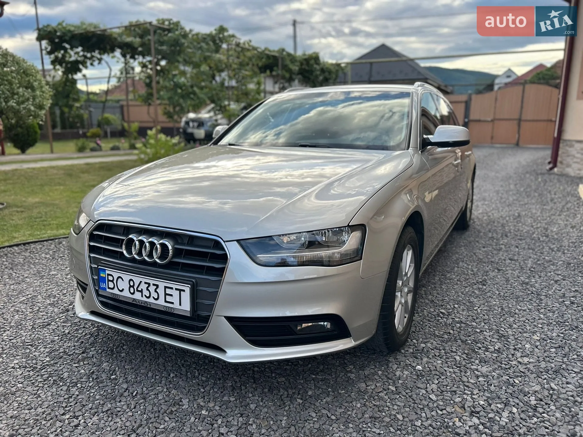 2012 Audi A4 - мініатюра 2