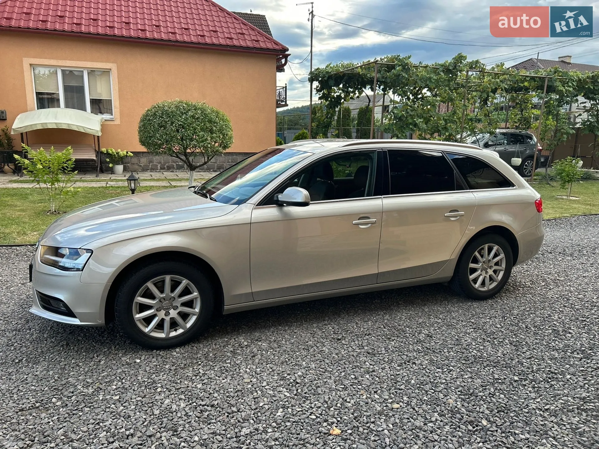 2012 Audi A4 - мініатюра 13